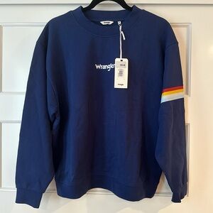 Size medium navy blue Wrangler crewneck